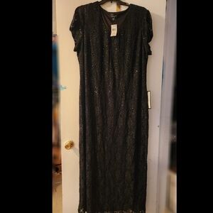 Elegant Black Lace Evening Dress